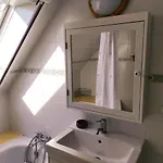 بيت للعطل Sunhouse, *