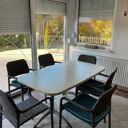 Sunhouse, Balatonvilagos